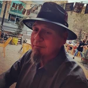 Meet your Posher, Joe